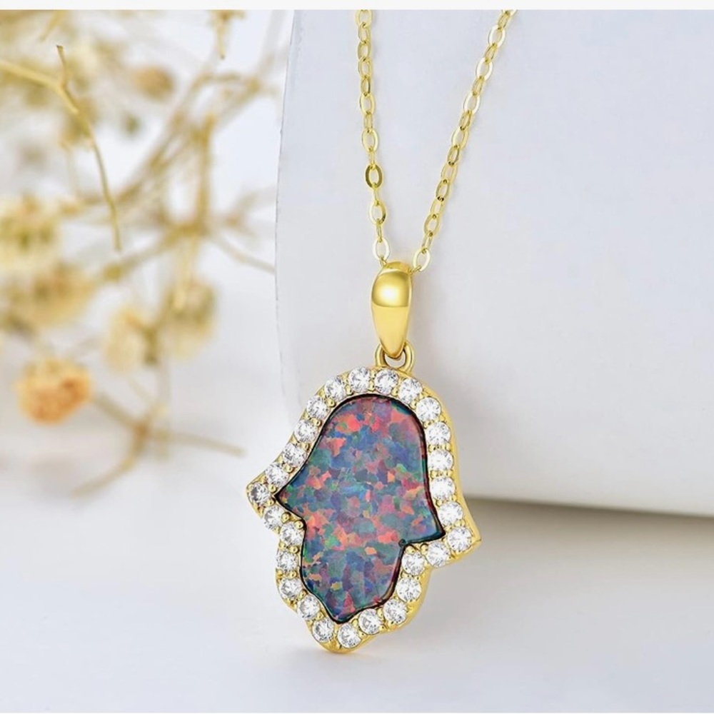 Gorgeous Gold Evil Eye Hamsa Hand Necklace